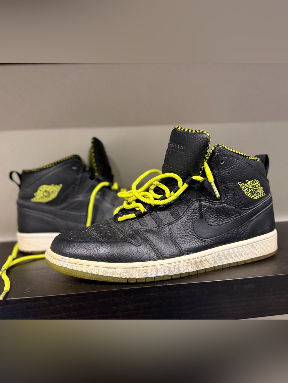 Air Jordan 1 KO High Black Volt Men’s Size 12 Sneakers